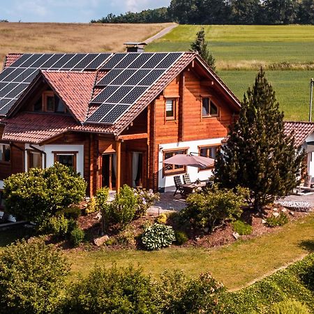 Steewer Landhaus Gemuetliche Ferienwohnung Bis 6 Pers In Ruhiger Ortsrandlage Stebach 外观 照片