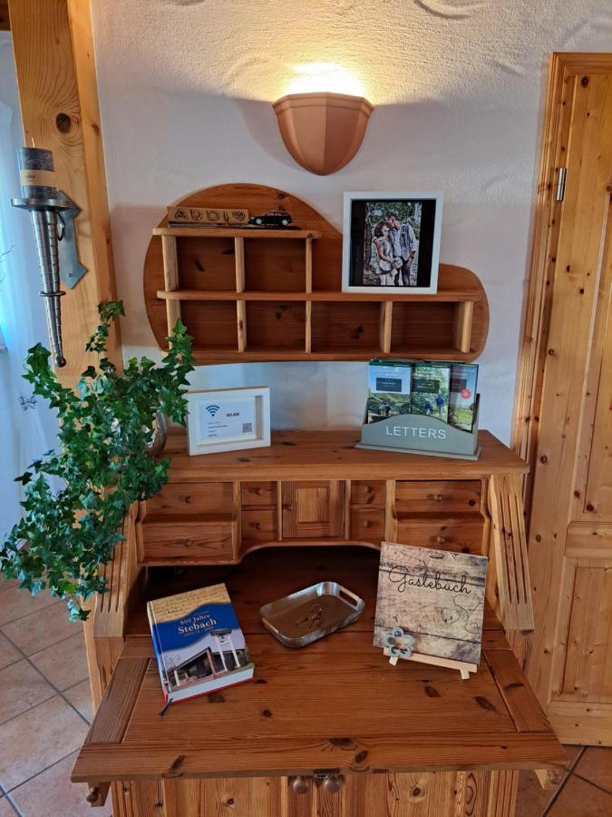 Steewer Landhaus Gemuetliche Ferienwohnung Bis 6 Pers In Ruhiger Ortsrandlage Stebach 外观 照片