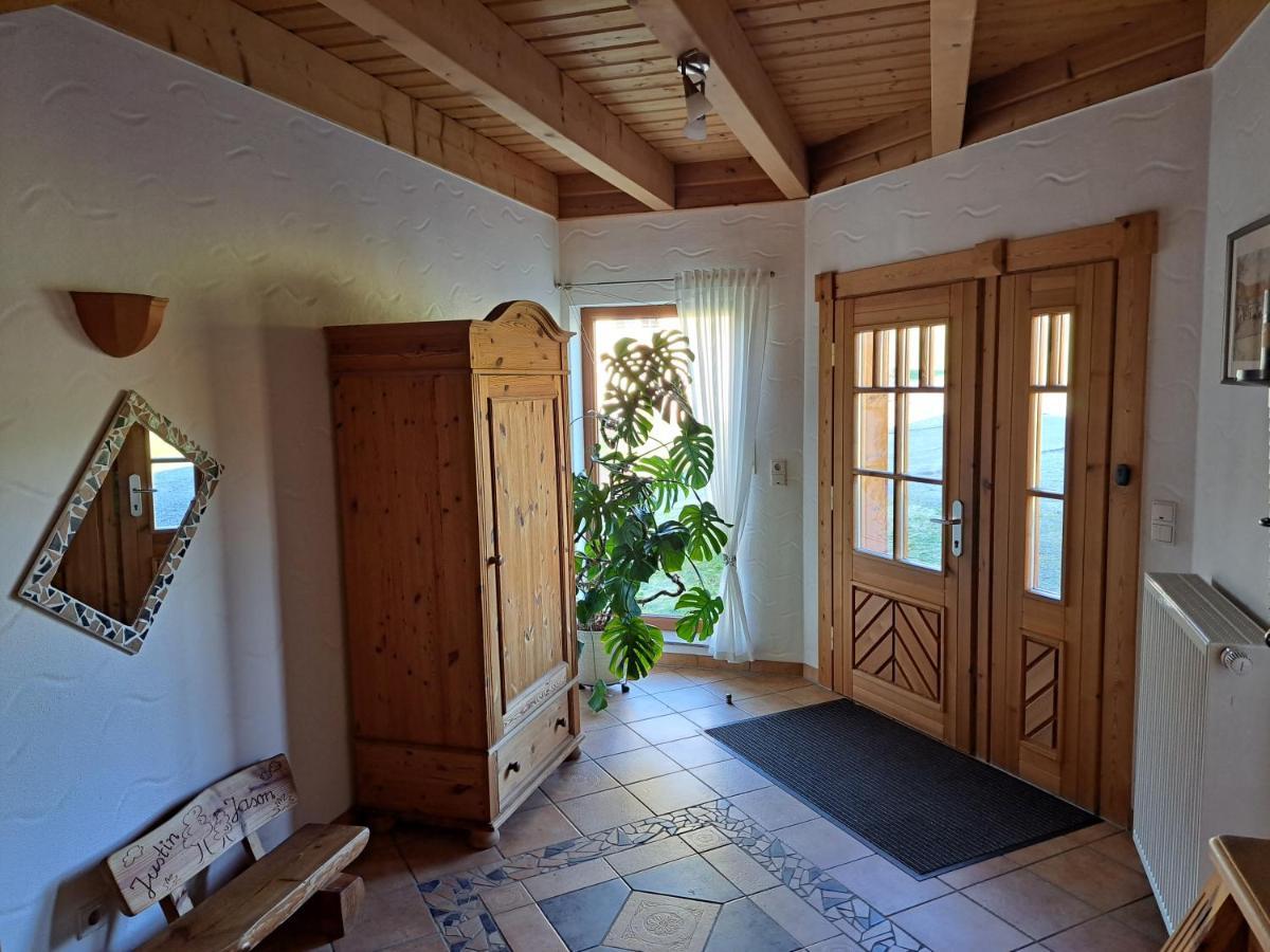Steewer Landhaus Gemuetliche Ferienwohnung Bis 6 Pers In Ruhiger Ortsrandlage Stebach 外观 照片
