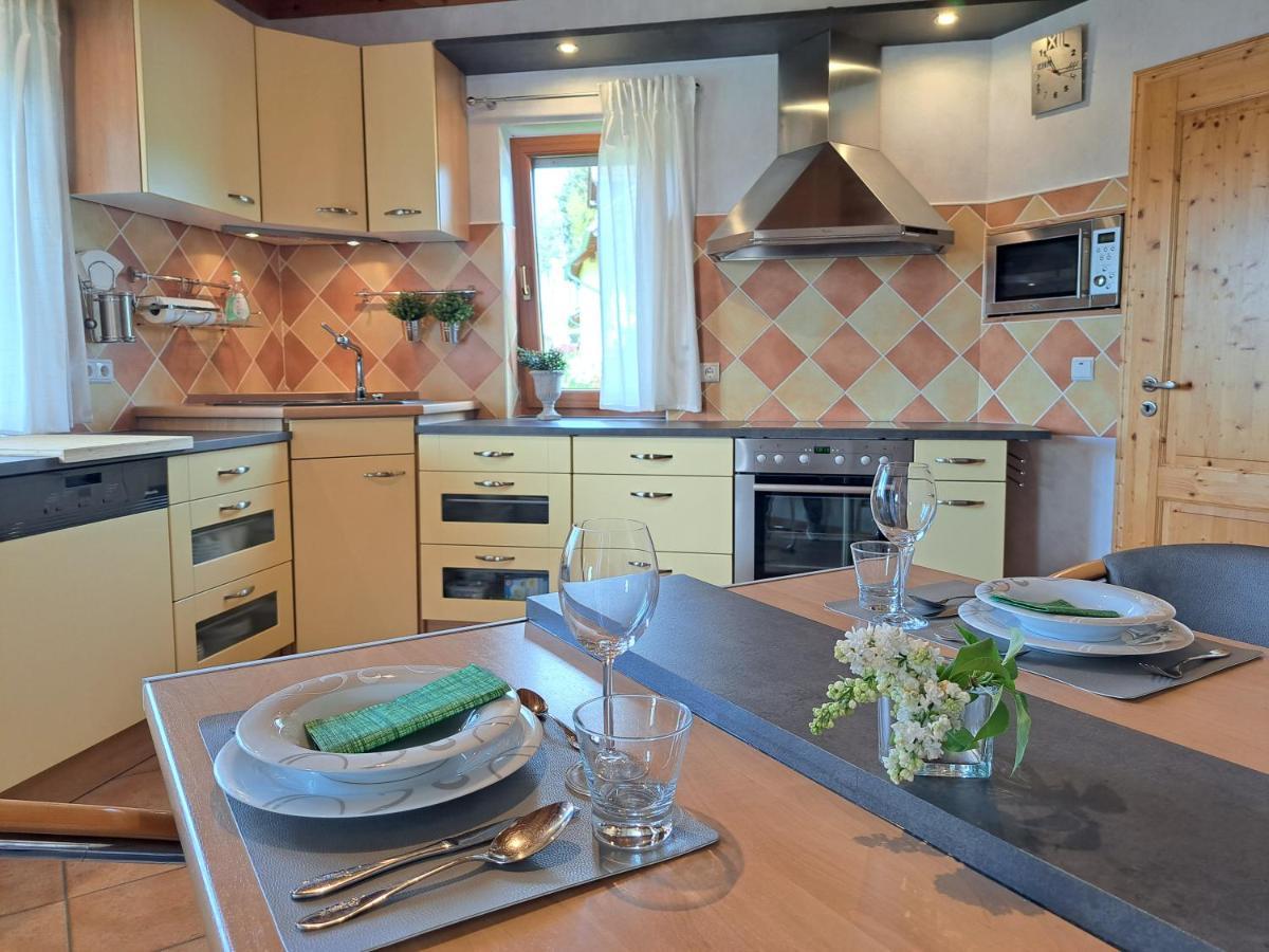 Steewer Landhaus Gemuetliche Ferienwohnung Bis 6 Pers In Ruhiger Ortsrandlage Stebach 外观 照片