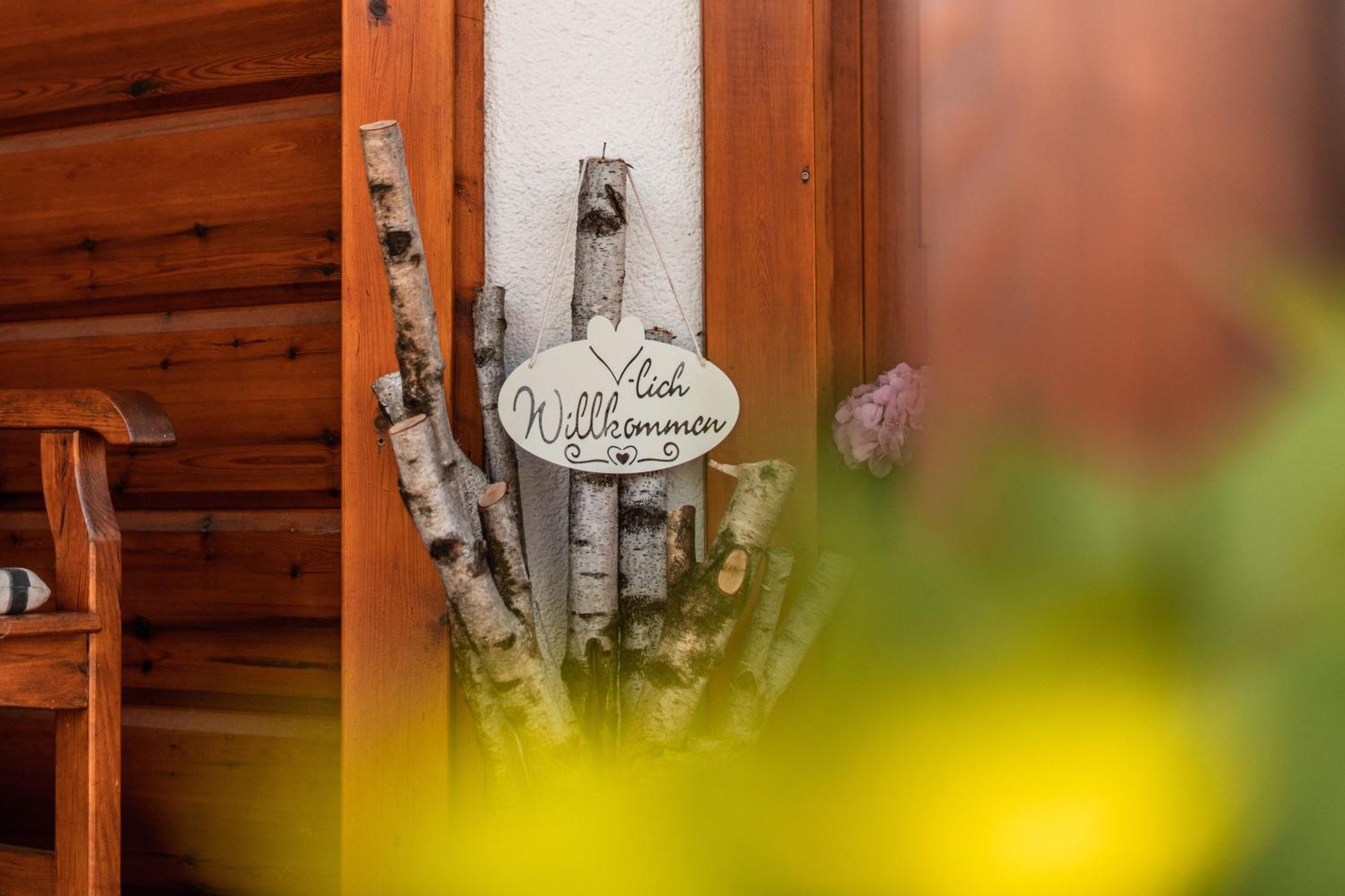 Steewer Landhaus Gemuetliche Ferienwohnung Bis 6 Pers In Ruhiger Ortsrandlage Stebach 外观 照片