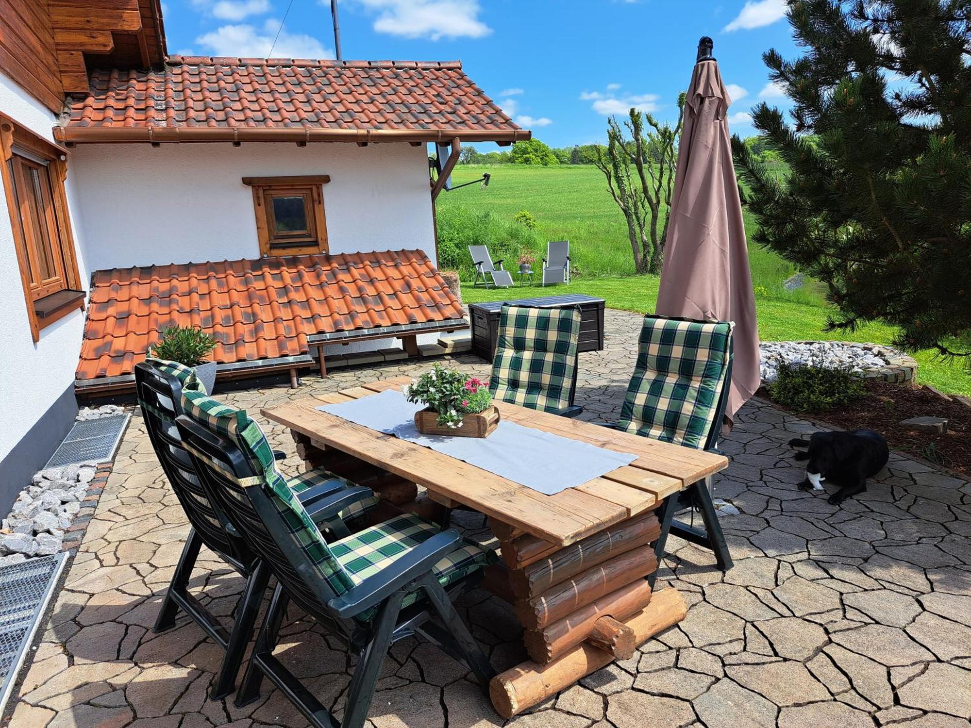 Steewer Landhaus Gemuetliche Ferienwohnung Bis 6 Pers In Ruhiger Ortsrandlage Stebach 外观 照片